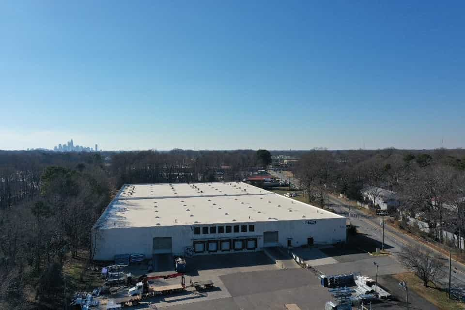 Avison Young closes sale of 123,140-square-foot industrial asset in Charlotte, North Carolina